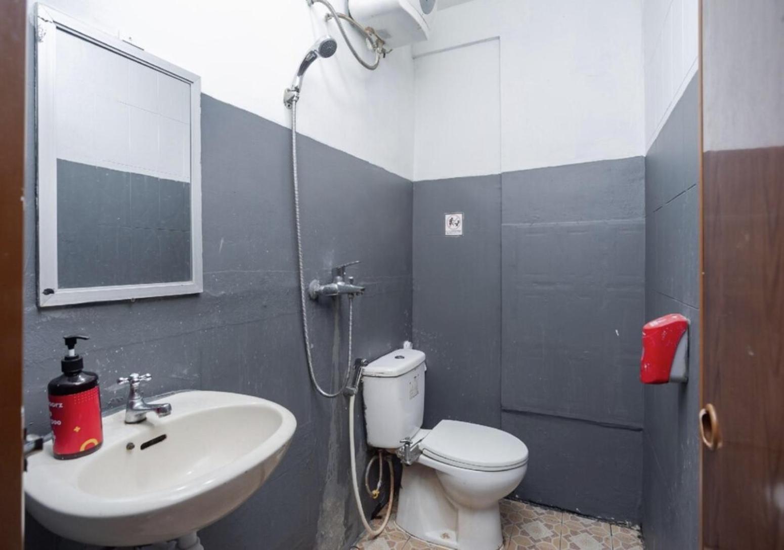 Mega Stay Near Mall Kelapa Gading Jakarta Buitenkant foto